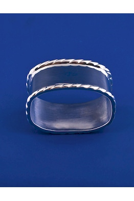 Серебряное кольцо для салфеток №9