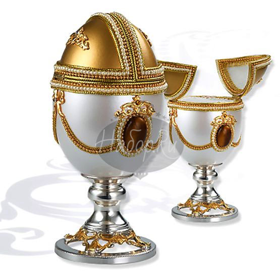 Шкатулка муз. яйцо на серебряной подставке (арт. 0111777/A)